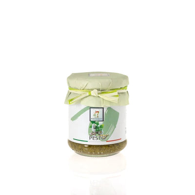 Bazilikų pesto