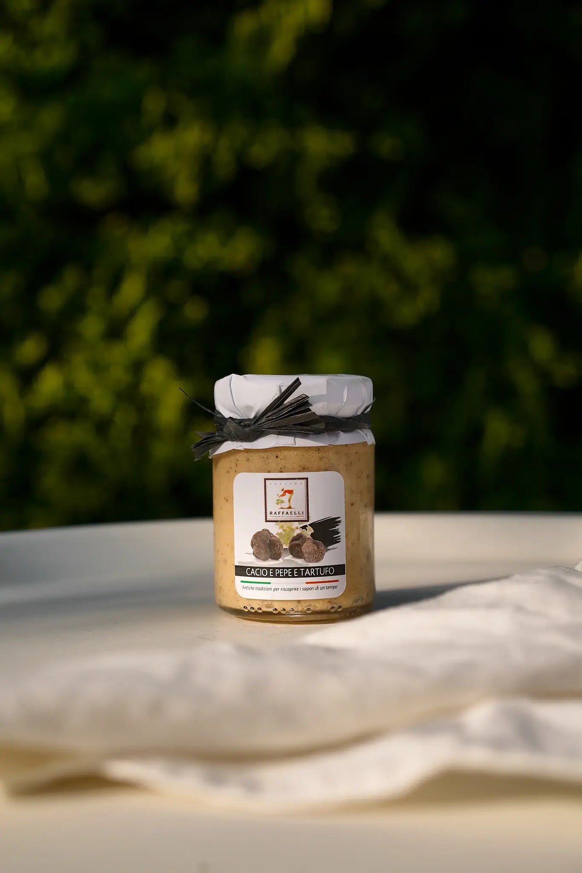 Cacio e Pepe padažas su triufeliais